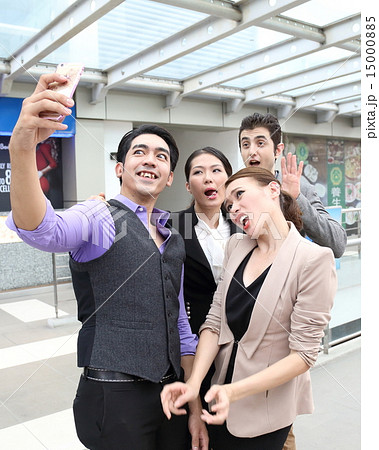 Man and woman selfie time self potrait Man and woman selfie time self potrait 15000885