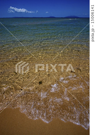 beach  and the water in nosy mamoko 15006141