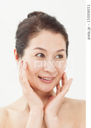 ミドル女性の顔 ミドル女性の顔 15009051