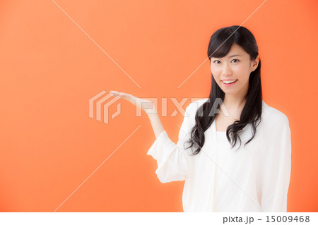 おすすめ・若い女性 15009468