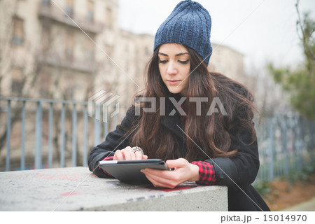 young beautiful long hair model woman 15014970