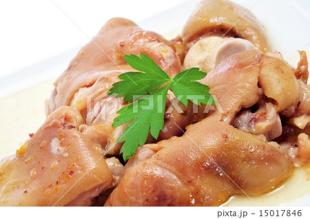 manitas de cerdo, spanish stewed pigs trotters manitas de cerdo, spanish stewed pigs trotters 15017846