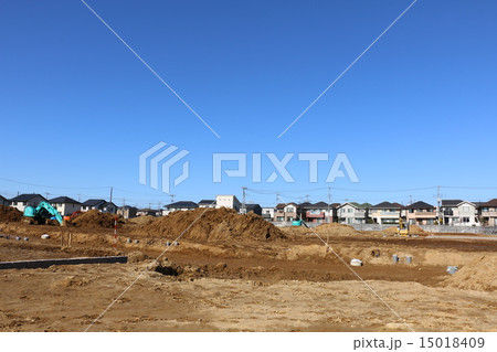 快晴の工事現場 15018409