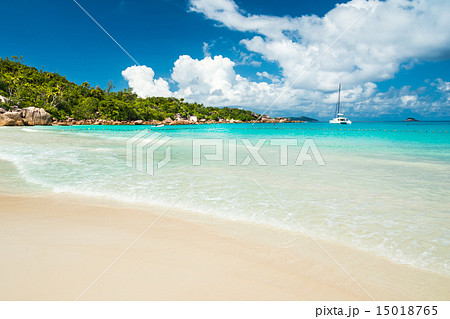 Anse Lazio beach, Praslin island, Seychelles 15018765