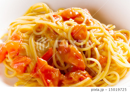トマトソースパスタ　Pasta amatriciana 15019725