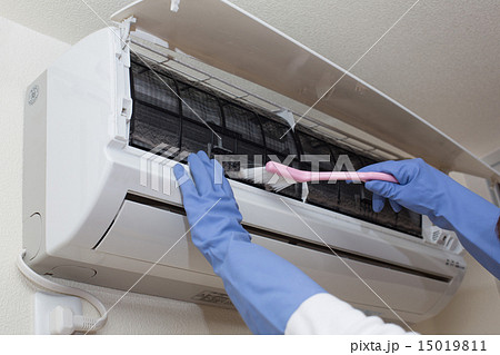 エアコンフィルターの掃除 エアコンフィルターの掃除 15019811