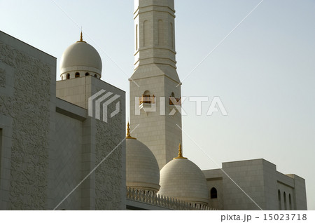 Abu Dhabi Sheikh Zayed White Mosque in UAE 15023718