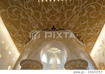 Abu Dhabi Sheikh Zayed White Mosque in UAE Abu Dhabi Sheikh Zayed White Mosque in UAE 15023757