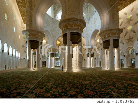 Abu Dhabi Sheikh Zayed White Mosque in UAE Abu Dhabi Sheikh Zayed White Mosque in UAE 15023765