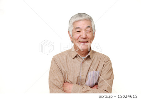 笑顔の高齢者 15024615
