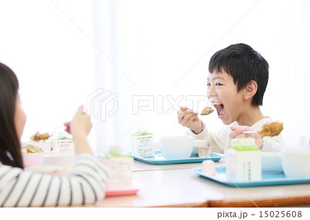 小学生イメージ 給食 小学生イメージ 給食 15025608