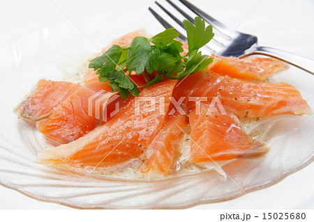 サーモンカルパッチョ 15025680