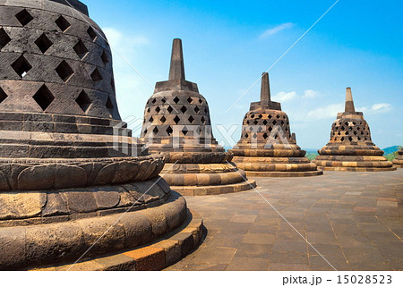Borobudur temple site 15028523