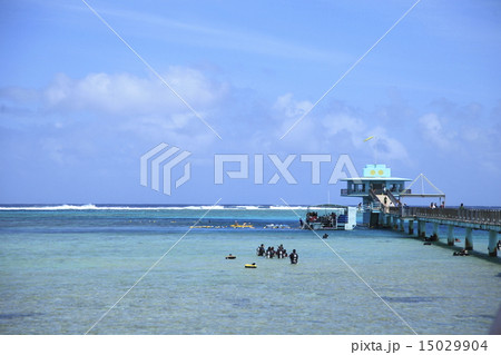 グアム　海中展望塔 15029904