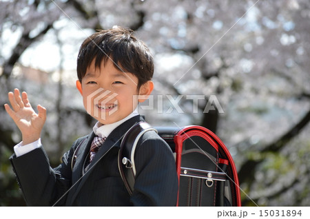 入学　笑顔 15031894