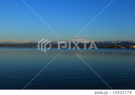 柴山潟と白山連峰 15032779