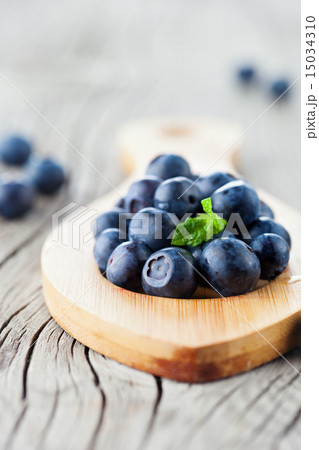 Fresh blueberries Fresh blueberries 15034310