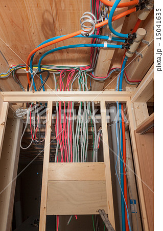住宅建設　室内の電気配線 15041635