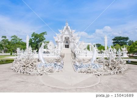 Famous Thailand temple, Wat Rong Khun 15041689