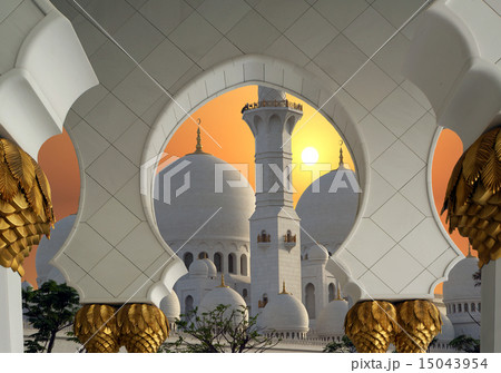 Abu Dhabi Sheikh Zayed White Mosque in UAE Abu Dhabi Sheikh Zayed White Mosque in UAE 15043954
