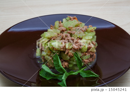 Tuna and celery salad 15045241