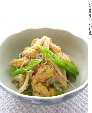 えのき　長ねぎ　油揚げのおいしい炒め物 15048642