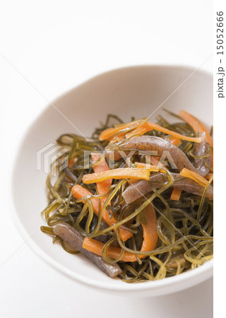 切り昆布の煮物 15052666