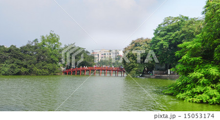 Hoan Kiem lake, Hanoi 15053174
