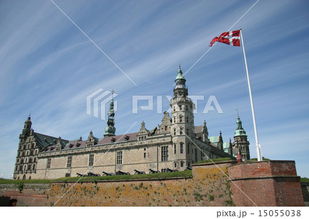 デンマーク　ヘルシンゲルの風景　クロンボー城 15055038