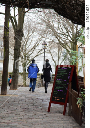 パリ・モンマルトル 15062622