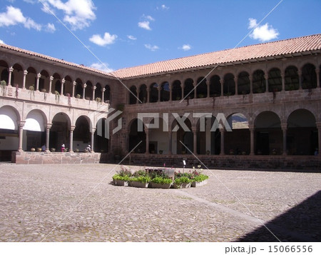 ペルー、クスコのサント・ドミンゴ教会 15066556