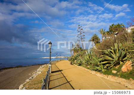 Marbella to Puerto Banus Promenade Marbella to Puerto Banus Promenade 15066973