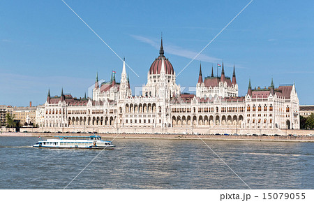 Budapest, the building of the Parliament (Hungary) 15079055
