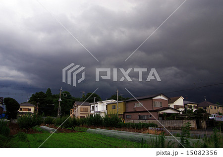 雷雲 15082356