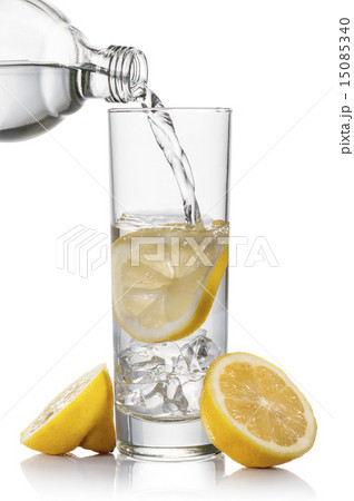 water and lemon 15085340