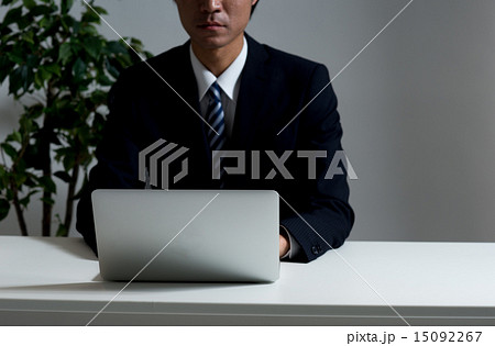 ビジネスマン 15092267