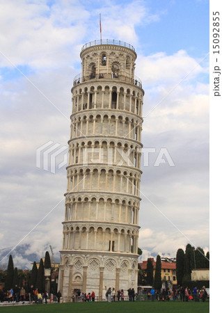 ピサの斜塔とドゥオモ広場 ピサの斜塔とドゥオモ広場 15092855