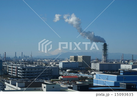 富士山と工業地帯 富士山と工業地帯 15093635
