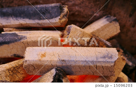 炭火 炭火 15096203