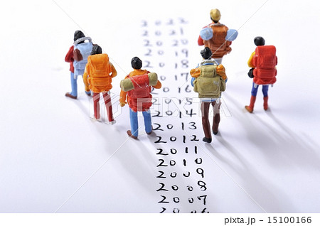 時代を前進する様々な人々 15100166