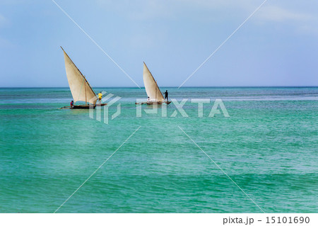 Boat fishermen Zanzibar Boat fishermen Zanzibar 15101690