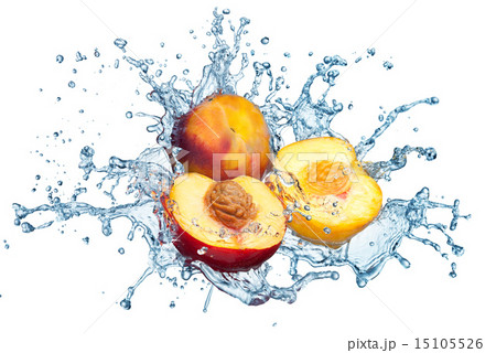 Peach in spray of water. 15105526