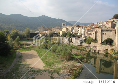 castle Besalu 15110116