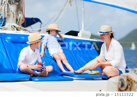 Mother and kids at luxury yacht 15111522