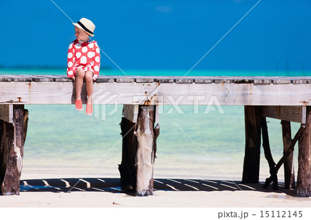 Adorable little girl at beach Adorable little girl at beach 15112145