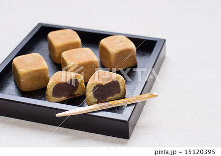 六方焼(横位置/左寄り1) 六方焼(横位置/左寄り1) 15120395