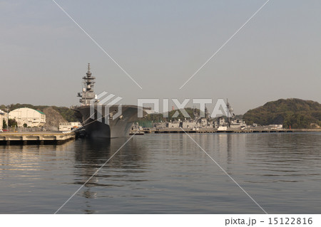 朝日を浴びる護衛艦群 朝日を浴びる護衛艦群 15122816
