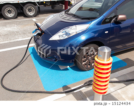 電気自動車の充電 電気自動車の充電 15124434