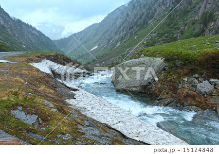 Rain on summer Passo del San Gottardo.(Switzerland). 15124848