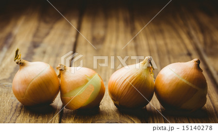 Fresh onions 15140278